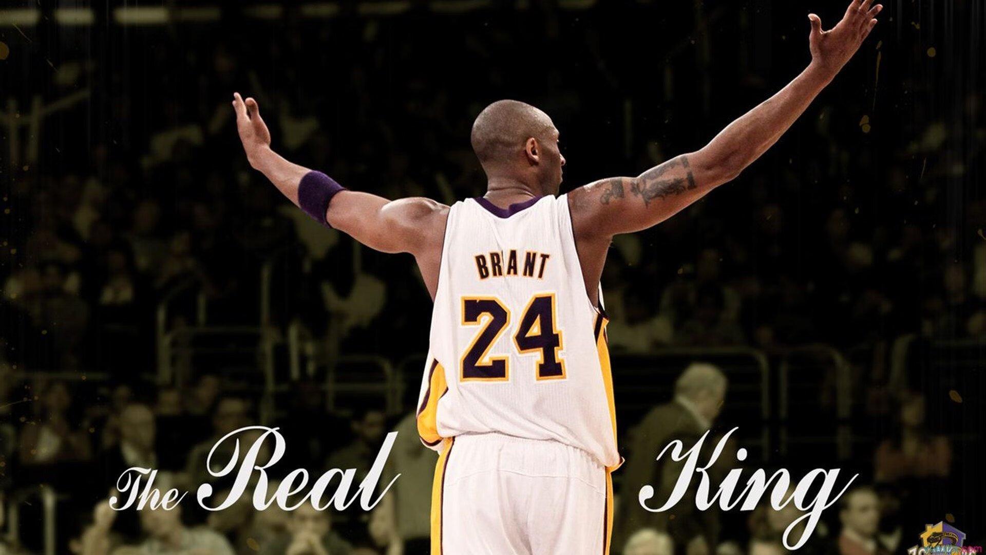 球场之外的沉默守护者,莱恩-霍林斯揭秘狄龙不为人知的一面